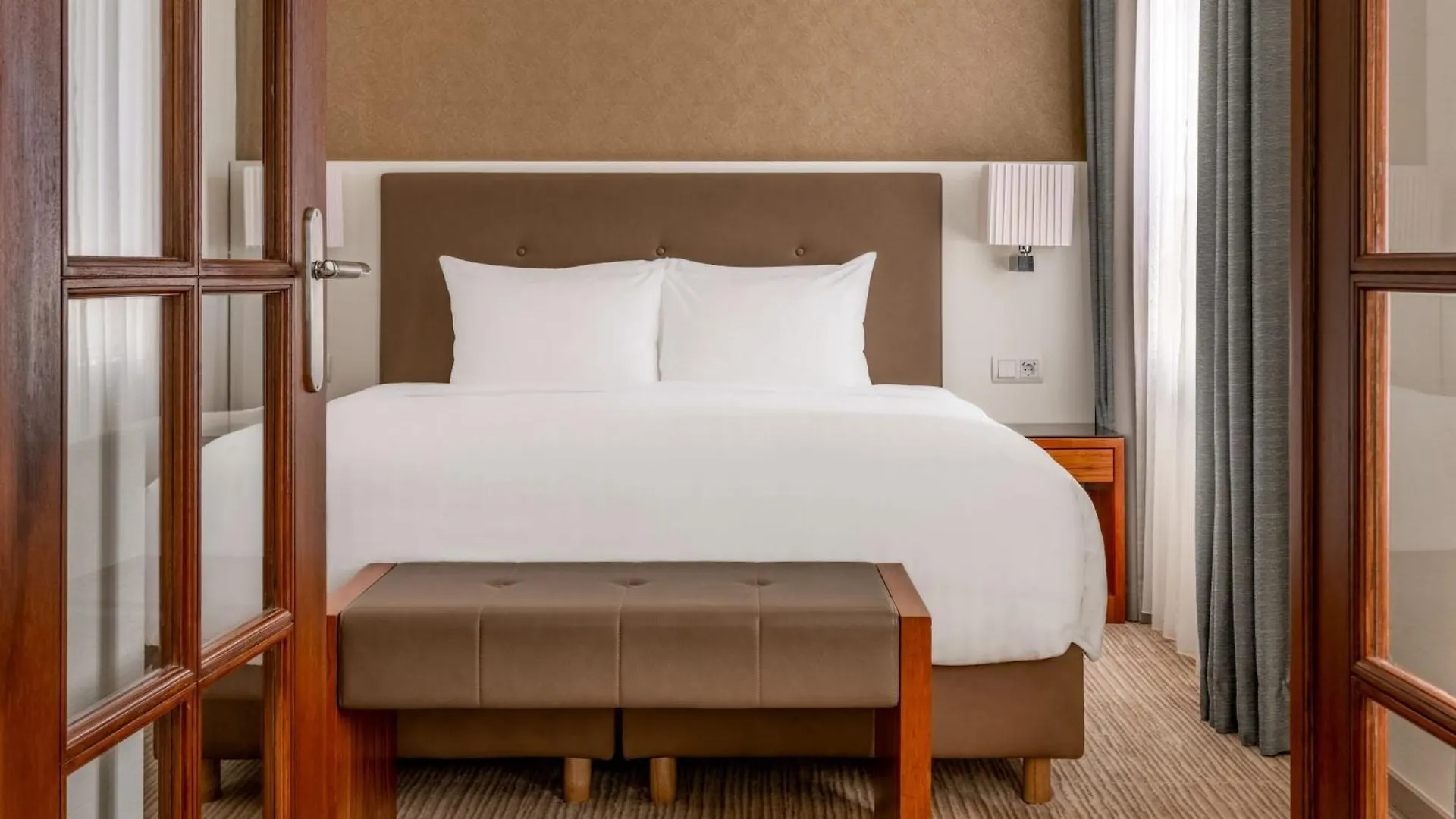 Munich Marriott Hotel 4*,  Germany